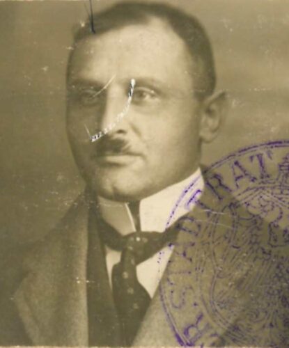 Dr. med. Ludwig Frank, frühes Foto, <br> Bildquelle: Stadtarchiv Nürnberg, <br> Passkarte Ludwig Frank, Sign. C21/VII Nr. 41