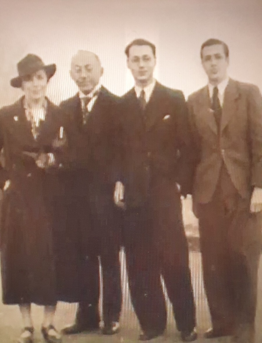 Kurt und Gertrud Pollack mit den Söhnen Franz und Fritz, letztes Foto der gesamten Familie 1941 © Ruthy Birger und Aliza Melumad, Israel