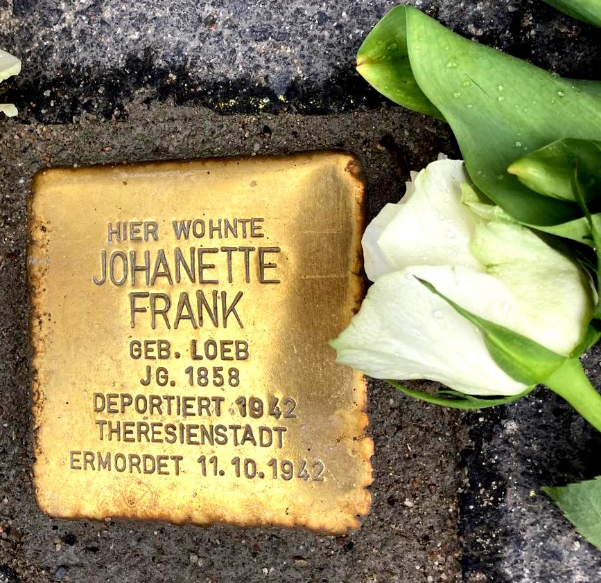 Stolperstein für Ludwig Franks Mutter, am 17.4.2024 in Würzburg verlegt. Foto: Norma Moruzzi
